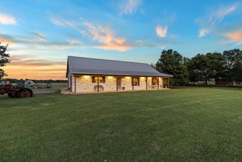 5285 County Road 3226 Lone Oak TX 75453