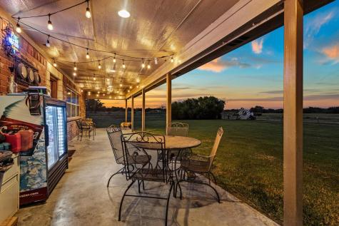 5285 County Road 3226 Lone Oak TX 75453