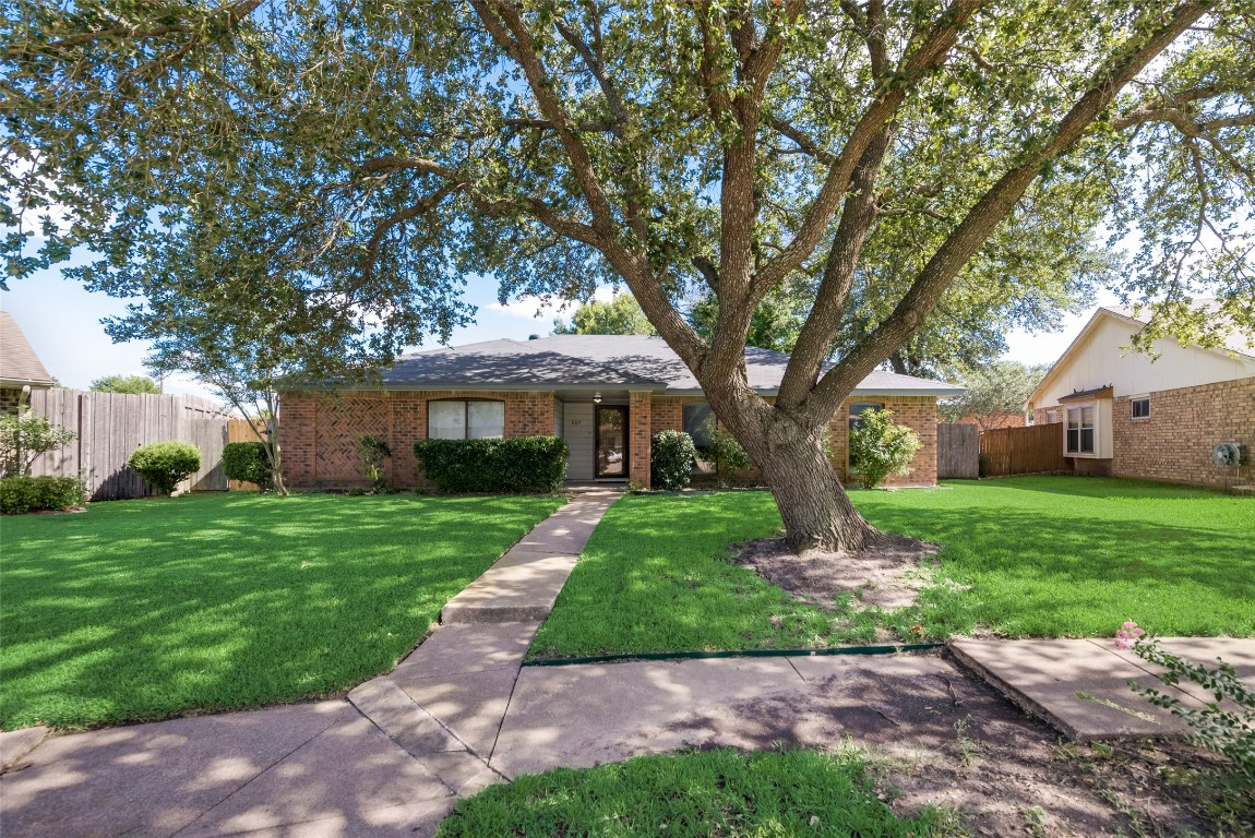 604 Shenandoah Street Mesquite TX 75150