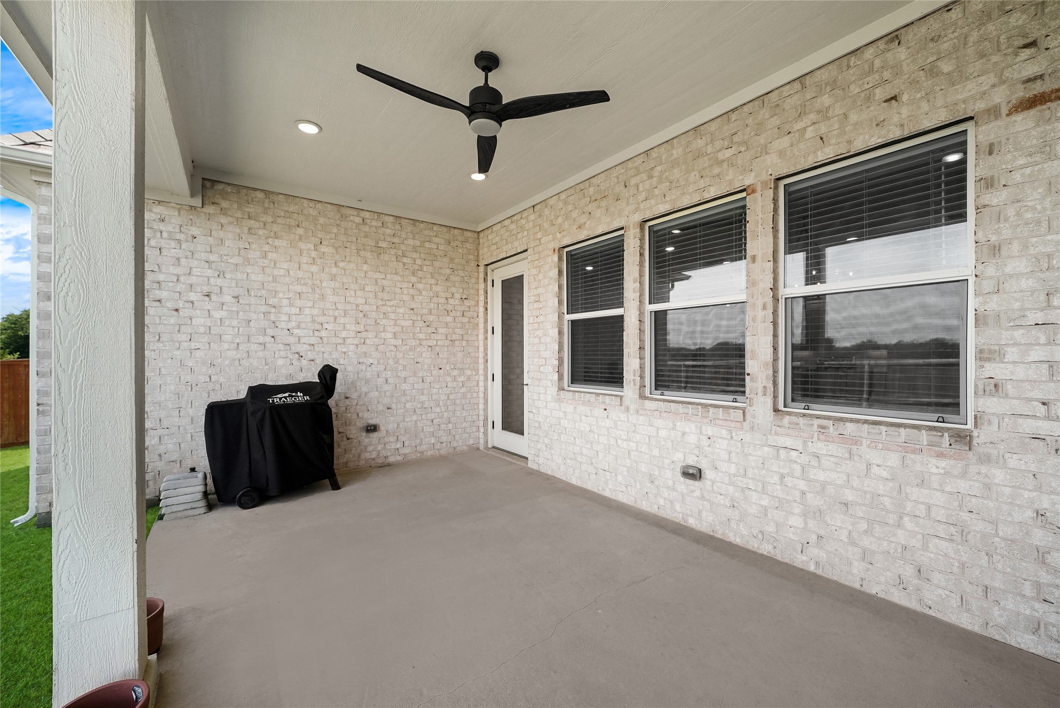 292 Bent Oak Drive Pottsboro TX 75076