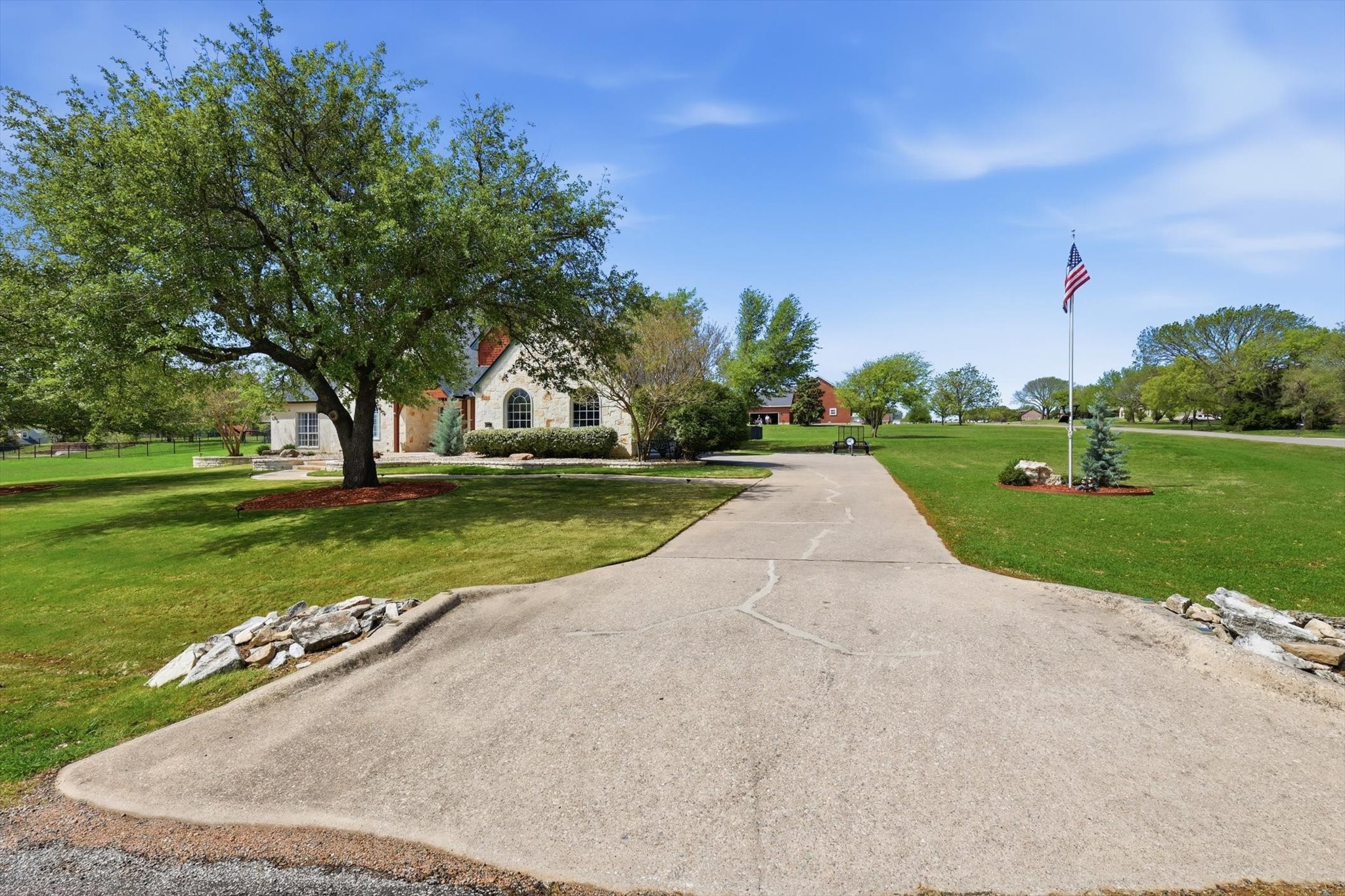424 Preakness Place Road Van Alstyne TX 75495
