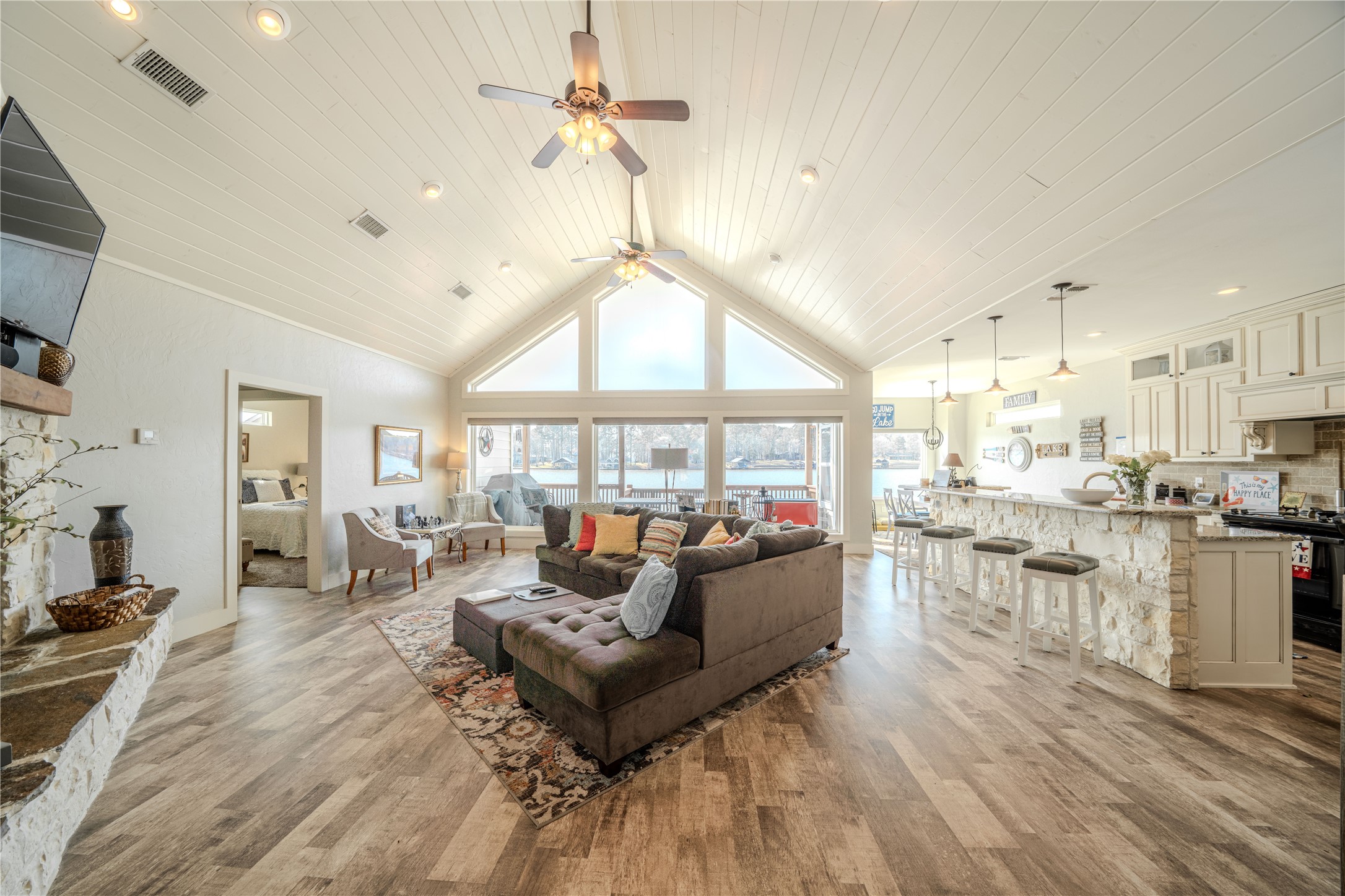 518 Whispering Pine Trail Mount Vernon TX 75494