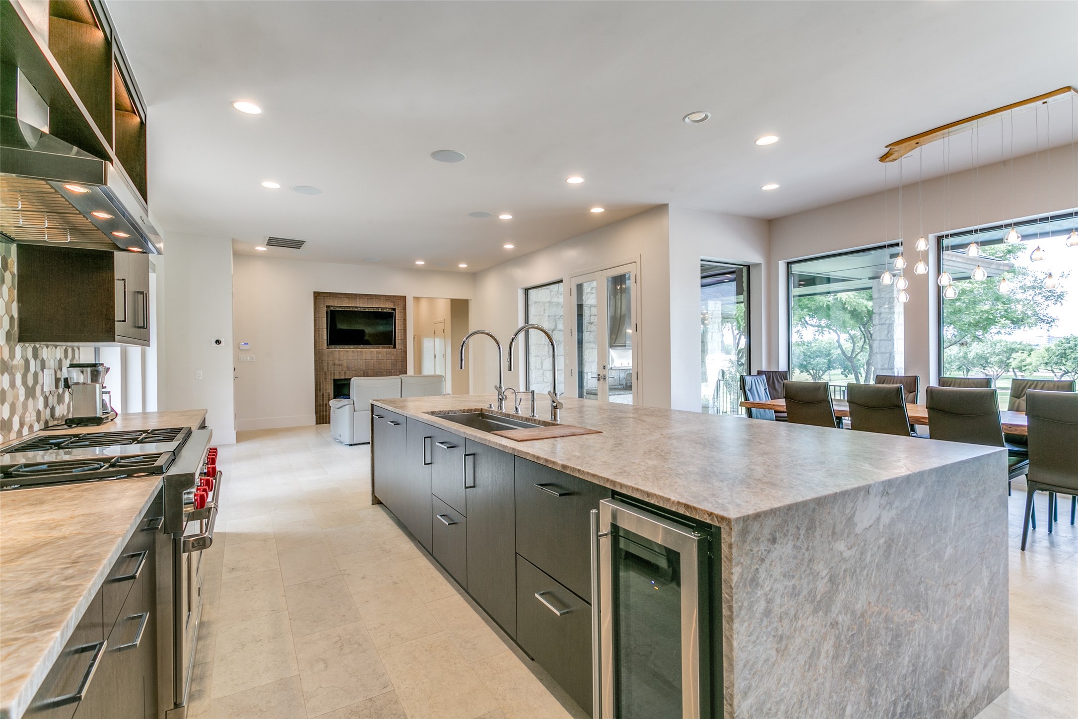 1505 Cottonwood Valley Circle N Irving TX 75038