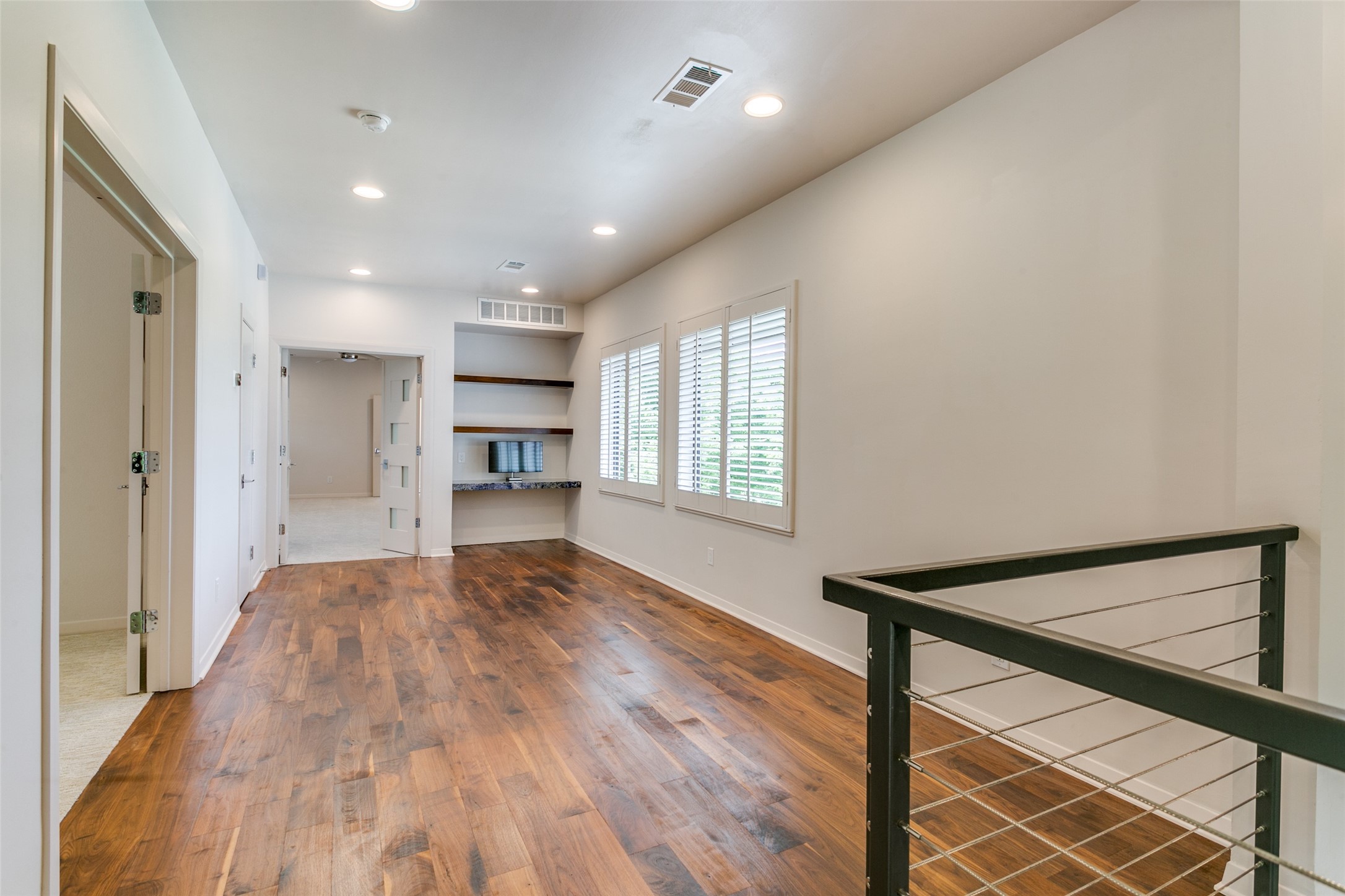 1505 Cottonwood Valley Circle N Irving TX 75038