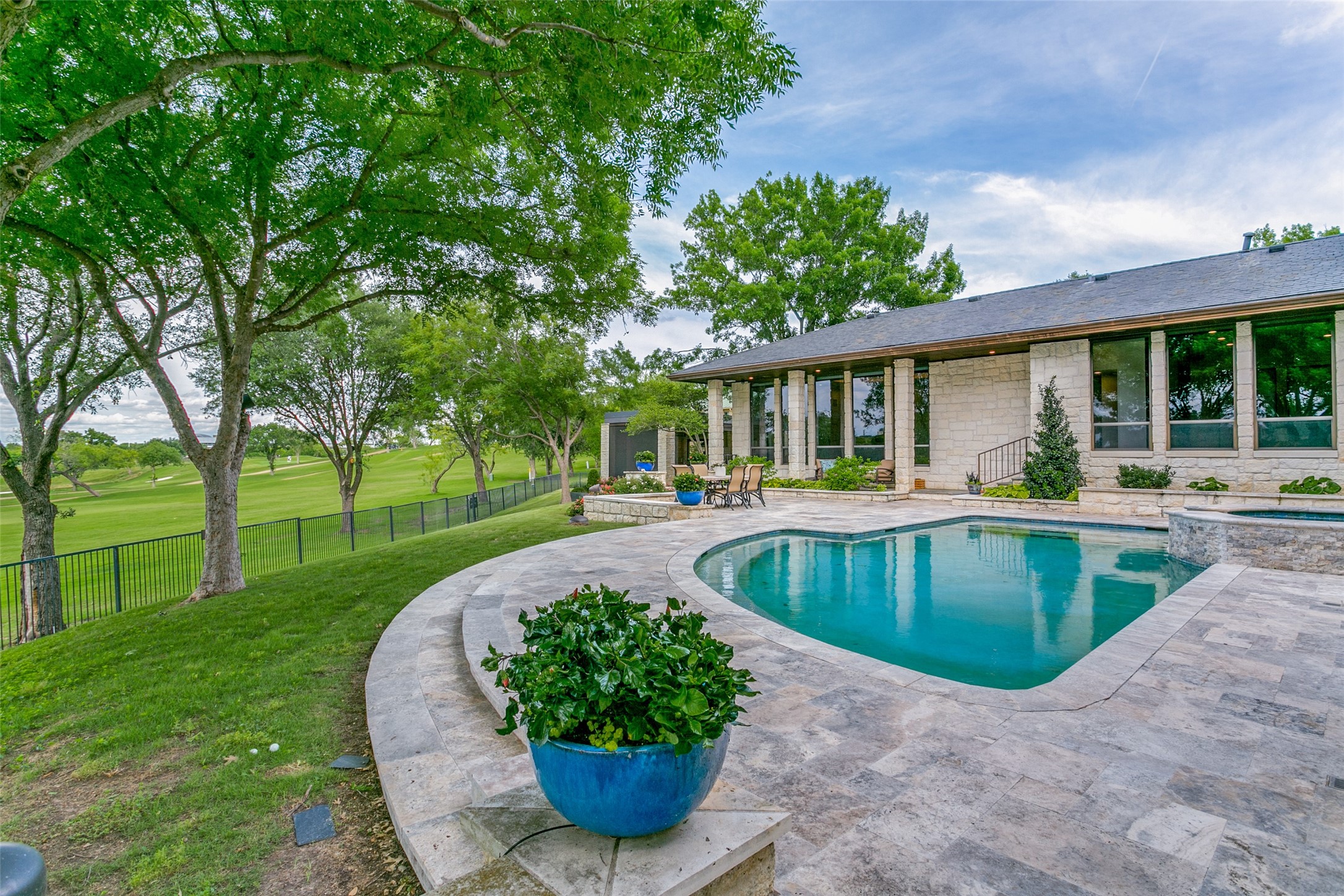 1505 Cottonwood Valley Circle N Irving TX 75038