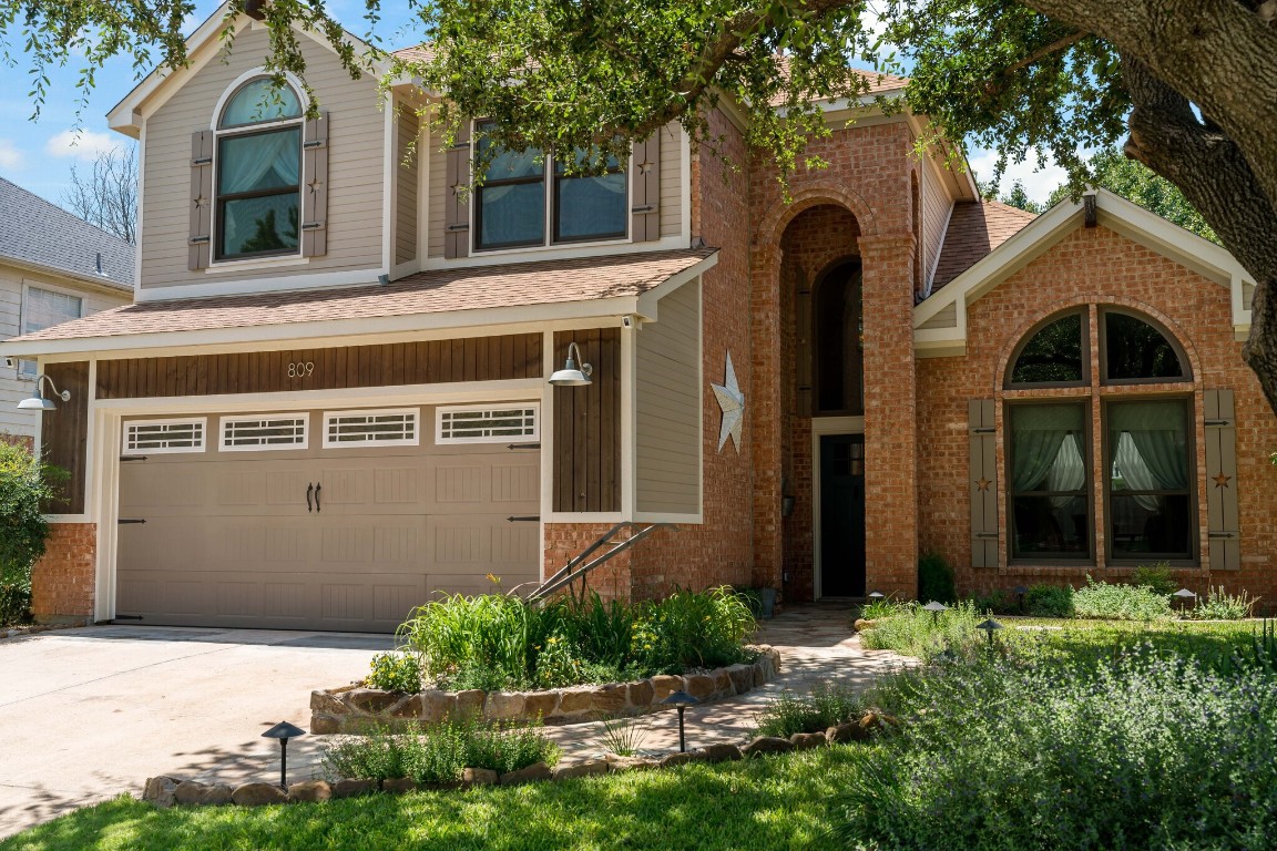 809 Glenwood Court Mckinney TX 75071