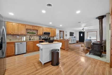 208 Harbor Drive Gun Barrel City TX 75156