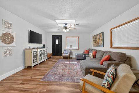 208 Harbor Drive Gun Barrel City TX 75156