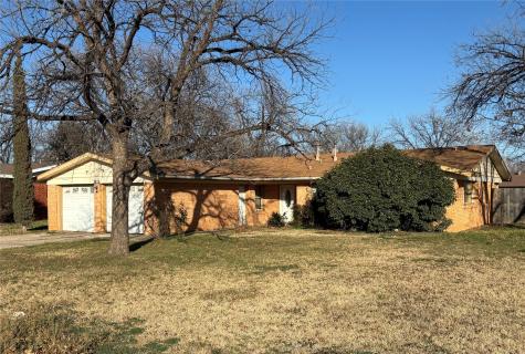 1933 Ivanhoe Lane Abilene TX 79605