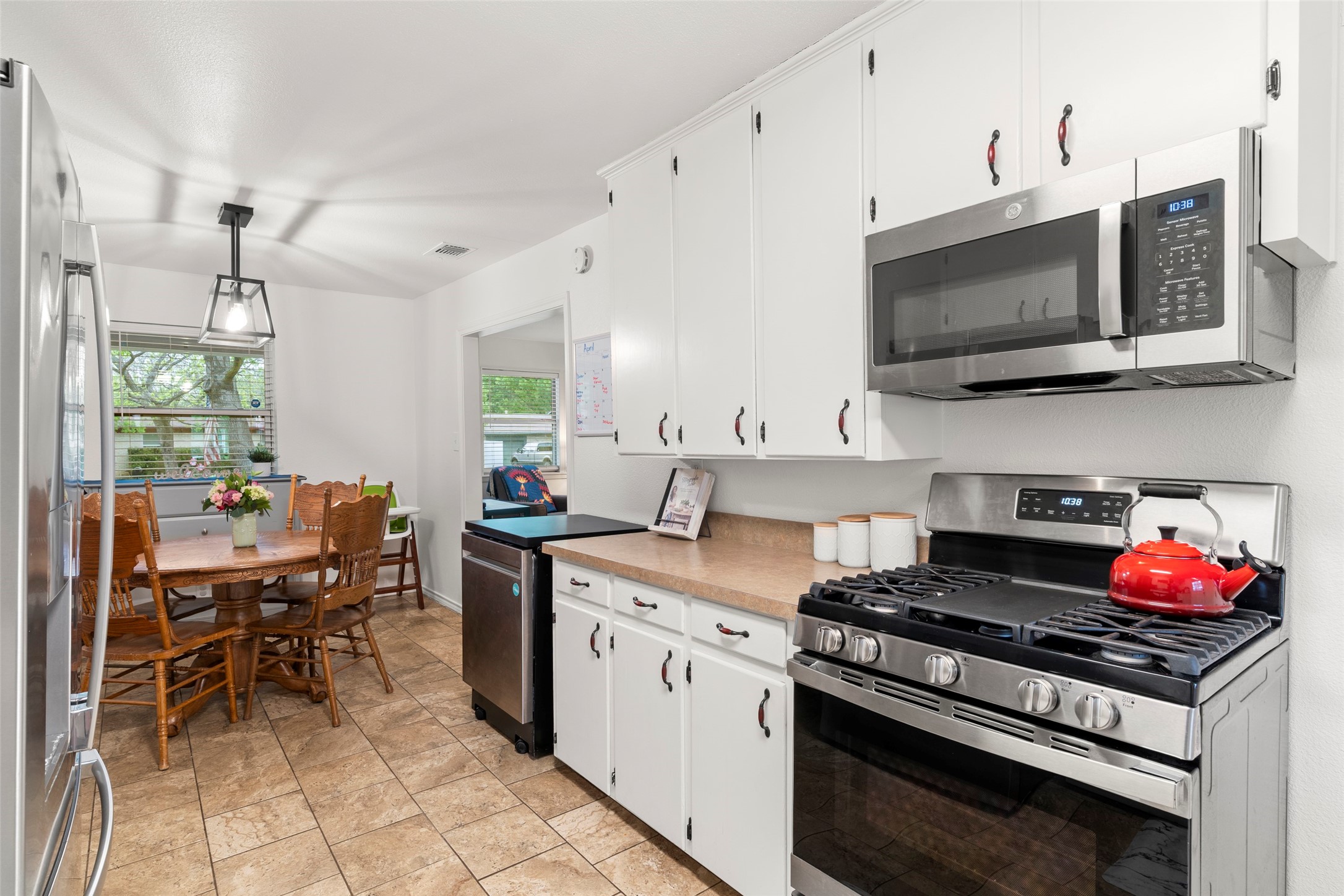 807 Elizabeth Boulevard Granbury TX 76048