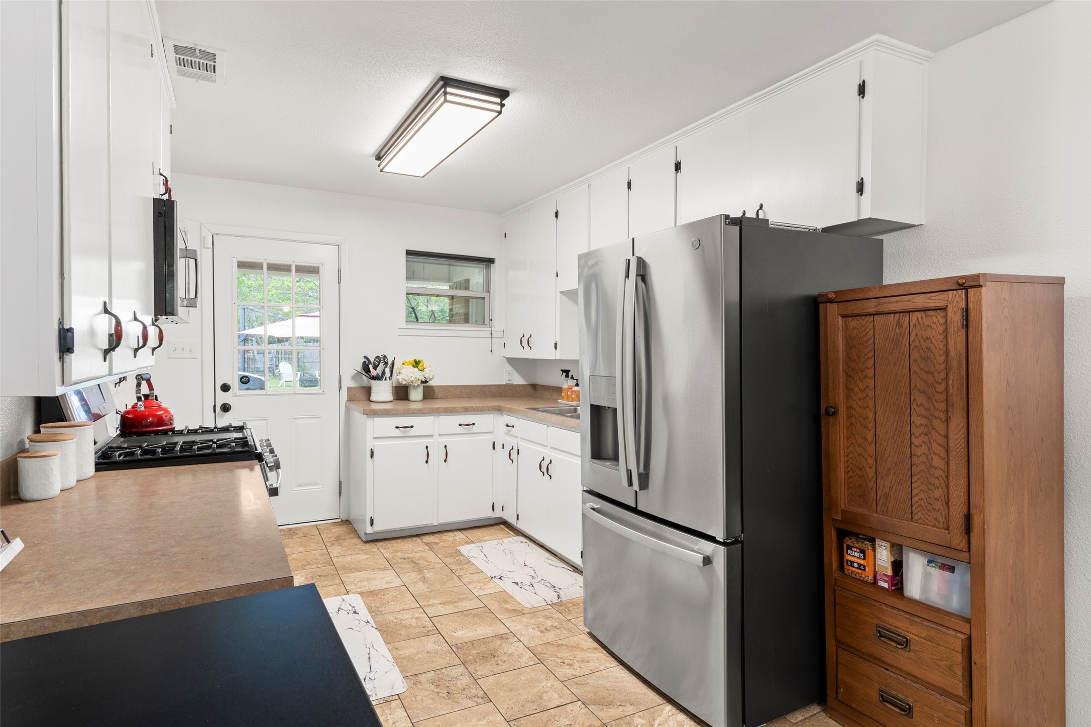 807 Elizabeth Boulevard Granbury TX 76048
