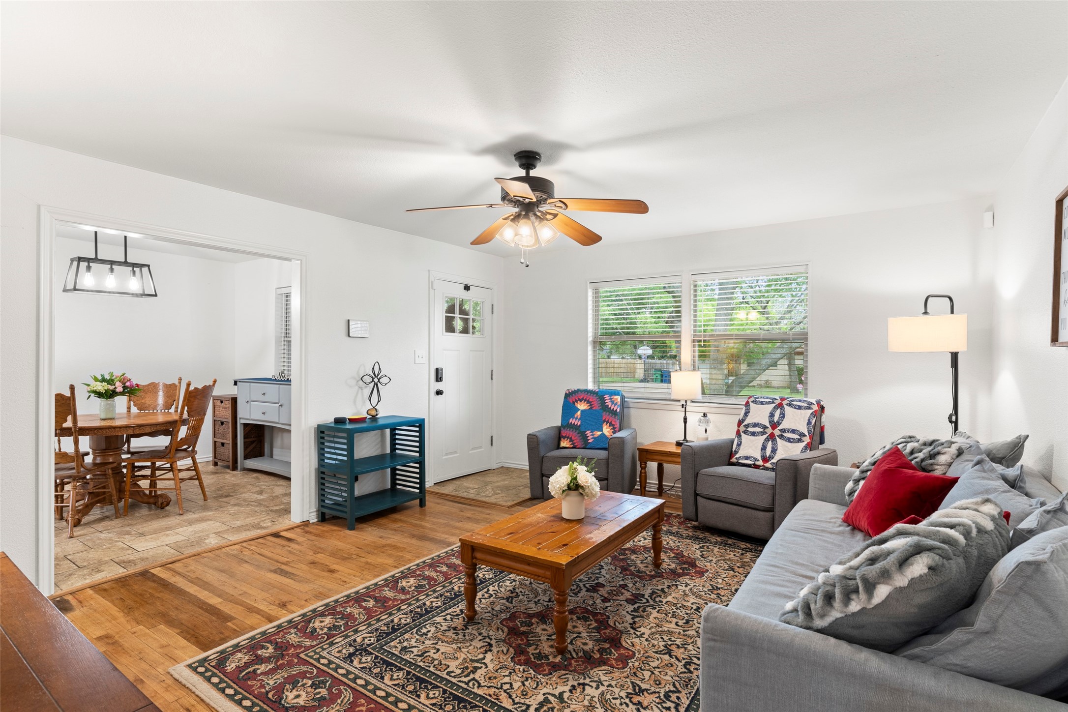 807 Elizabeth Boulevard Granbury TX 76048