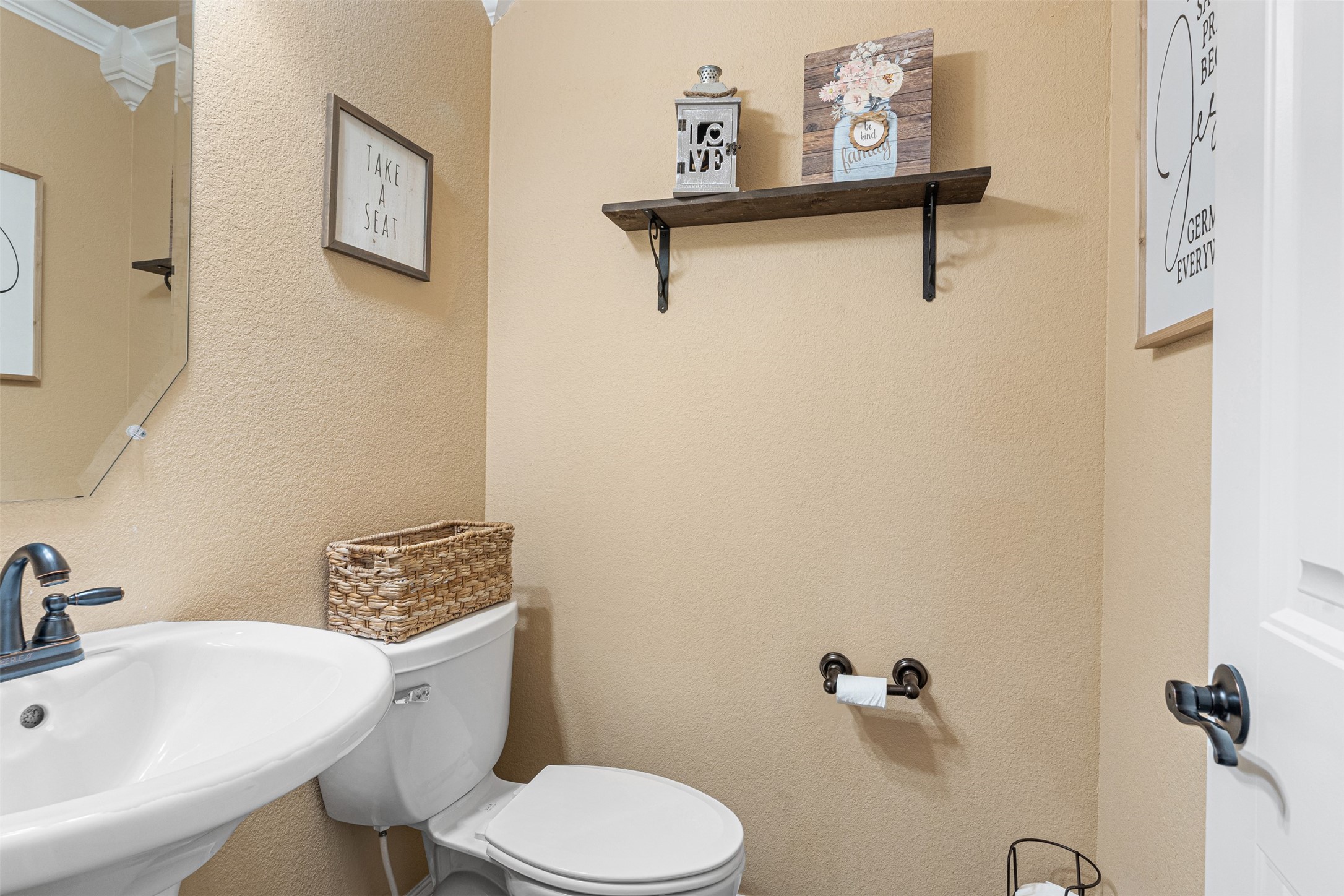 916 Winged Foot Corsicana TX 75110