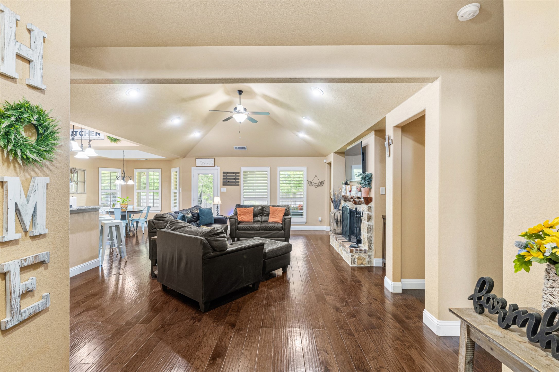 916 Winged Foot Corsicana TX 75110