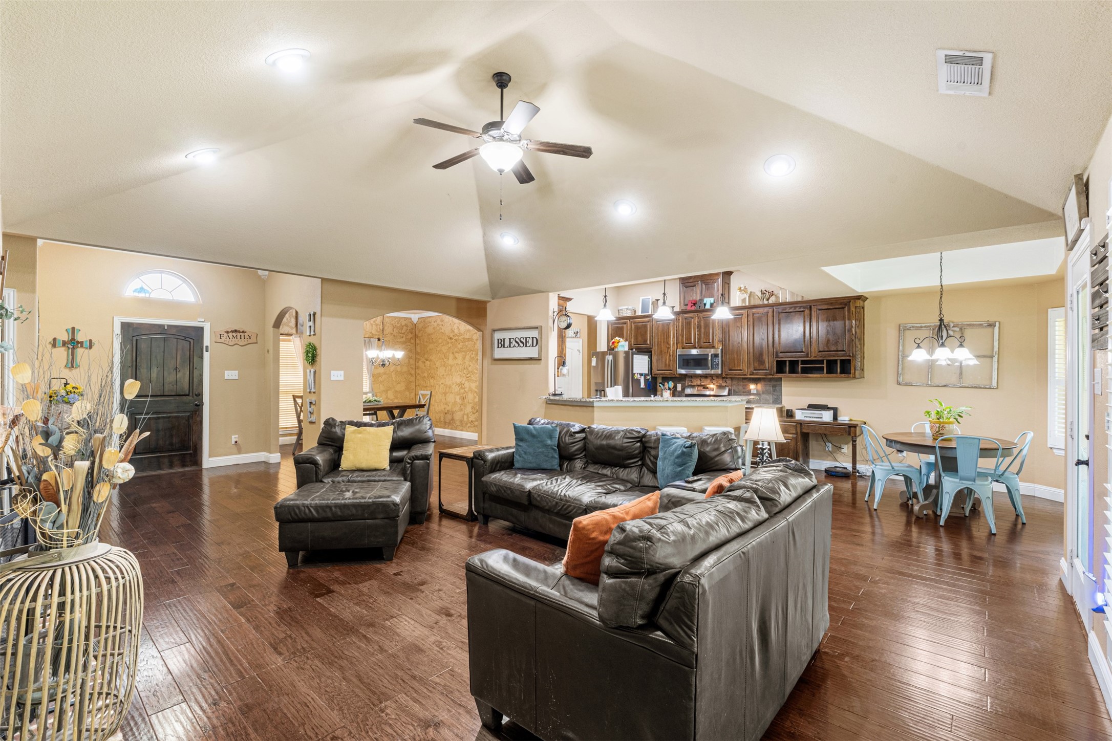916 Winged Foot Corsicana TX 75110