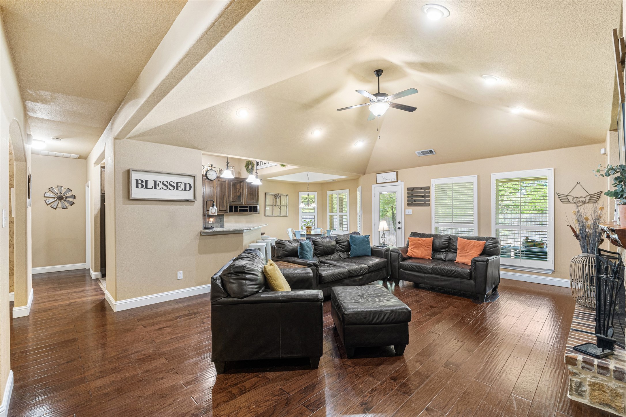 916 Winged Foot Corsicana TX 75110