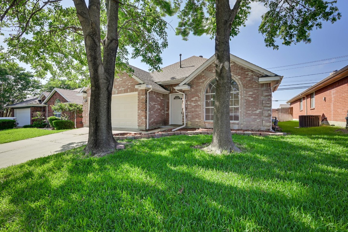 940 Blossomwood Court Arlington TX 76017