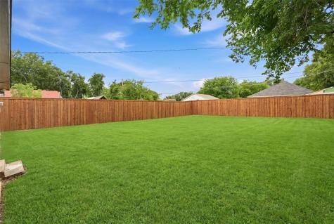 518 Royal Avenue Grand Prairie TX 75051