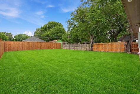 518 Royal Avenue Grand Prairie TX 75051
