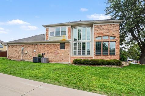 1930 Wind Lake Circle Garland TX 75040
