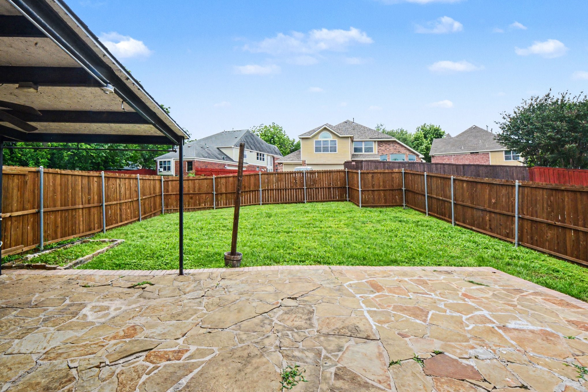 1930 Wind Lake Circle Garland TX 75040
