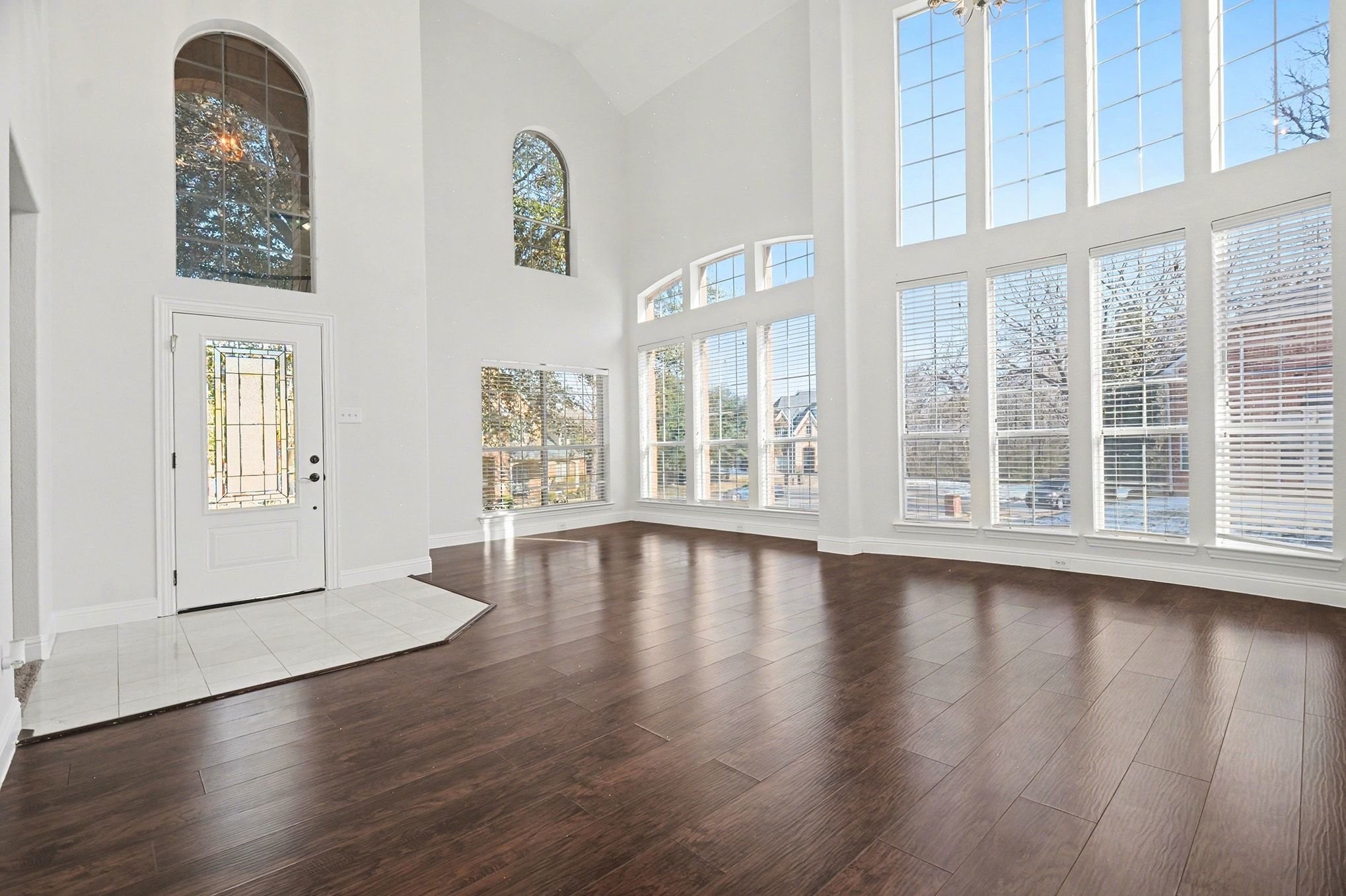 1930 Wind Lake Circle Garland TX 75040