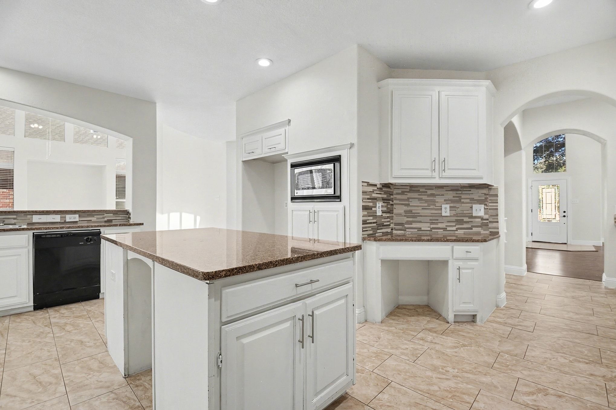 1930 Wind Lake Circle Garland TX 75040