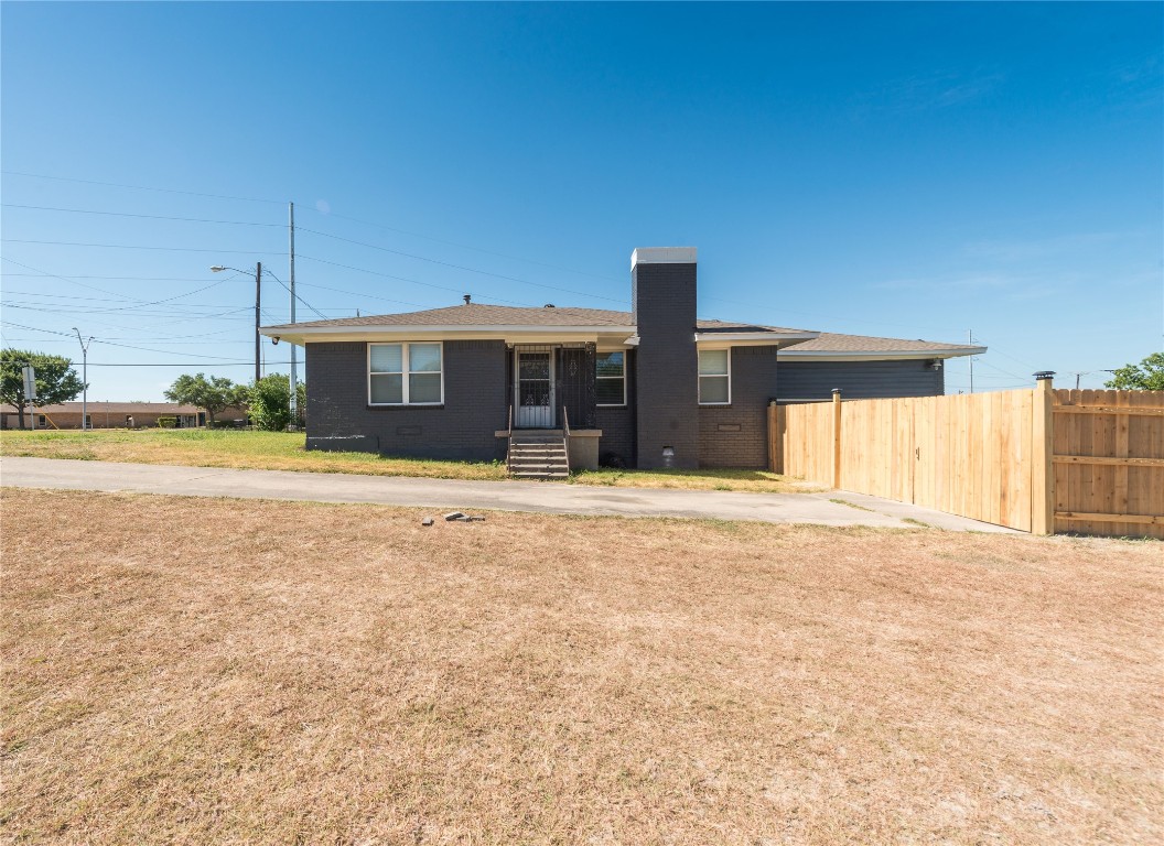 6717 Leana Avenue Dallas TX 75241