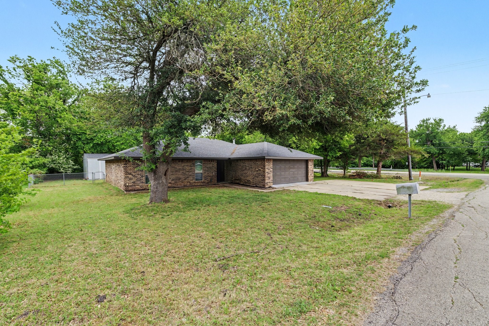 100 Pecan Circle Trenton TX 75490
