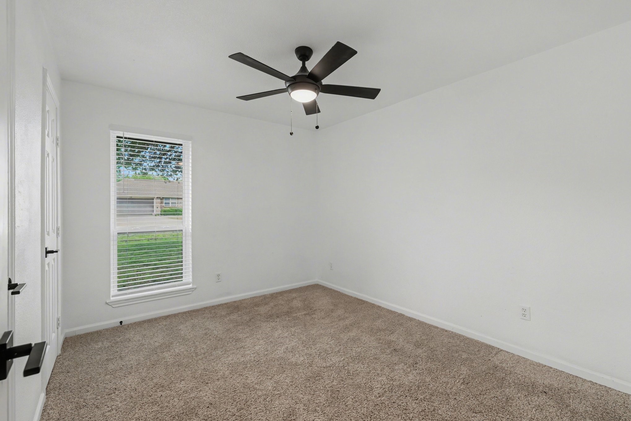 100 Pecan Circle Trenton TX 75490
