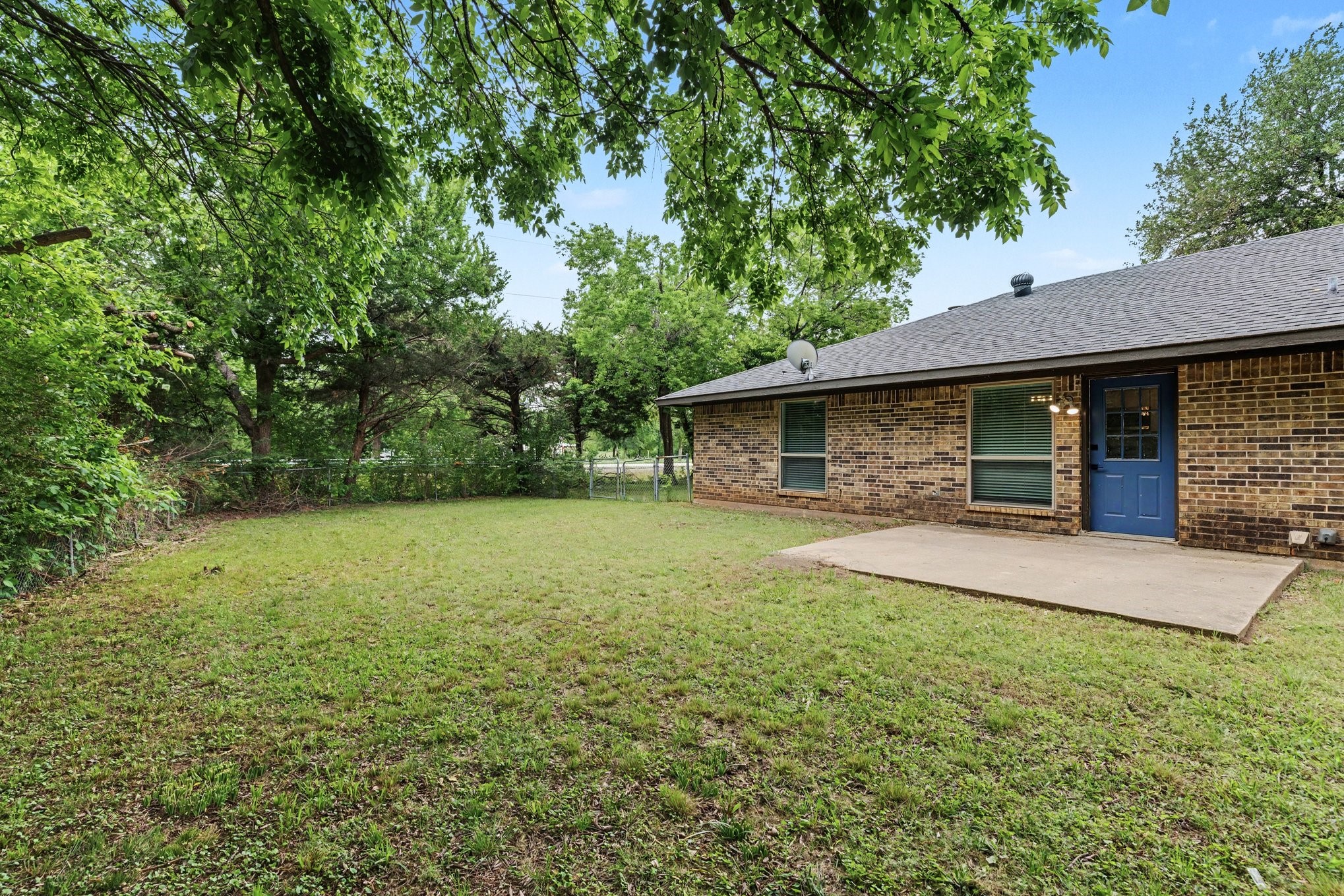100 Pecan Circle Trenton TX 75490