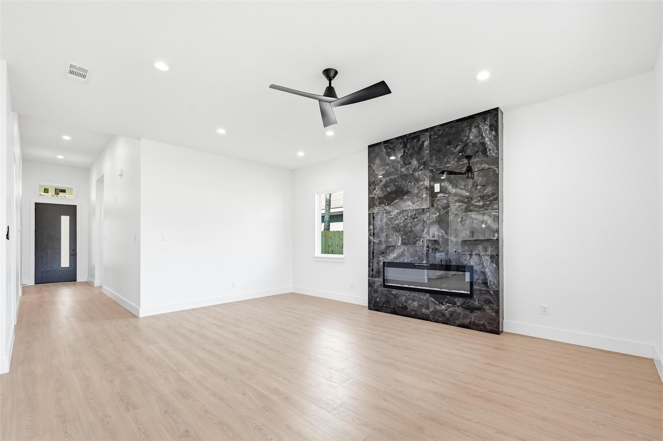 2228 Echo Lake Drive Dallas TX 75253