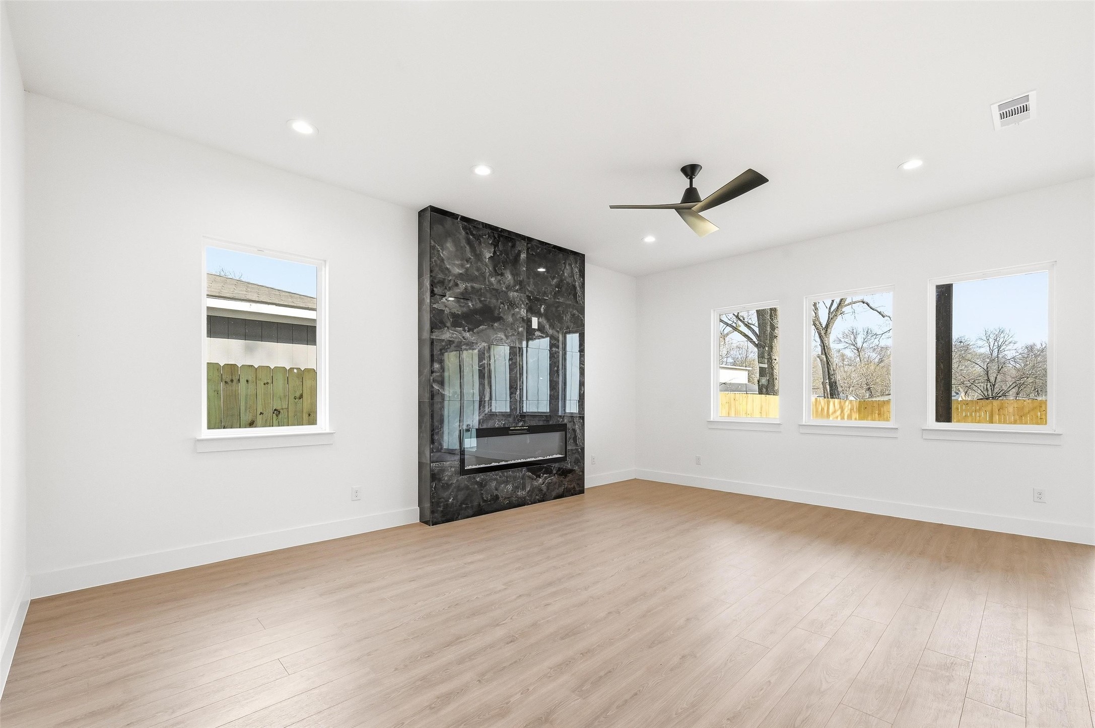 2228 Echo Lake Drive Dallas TX 75253