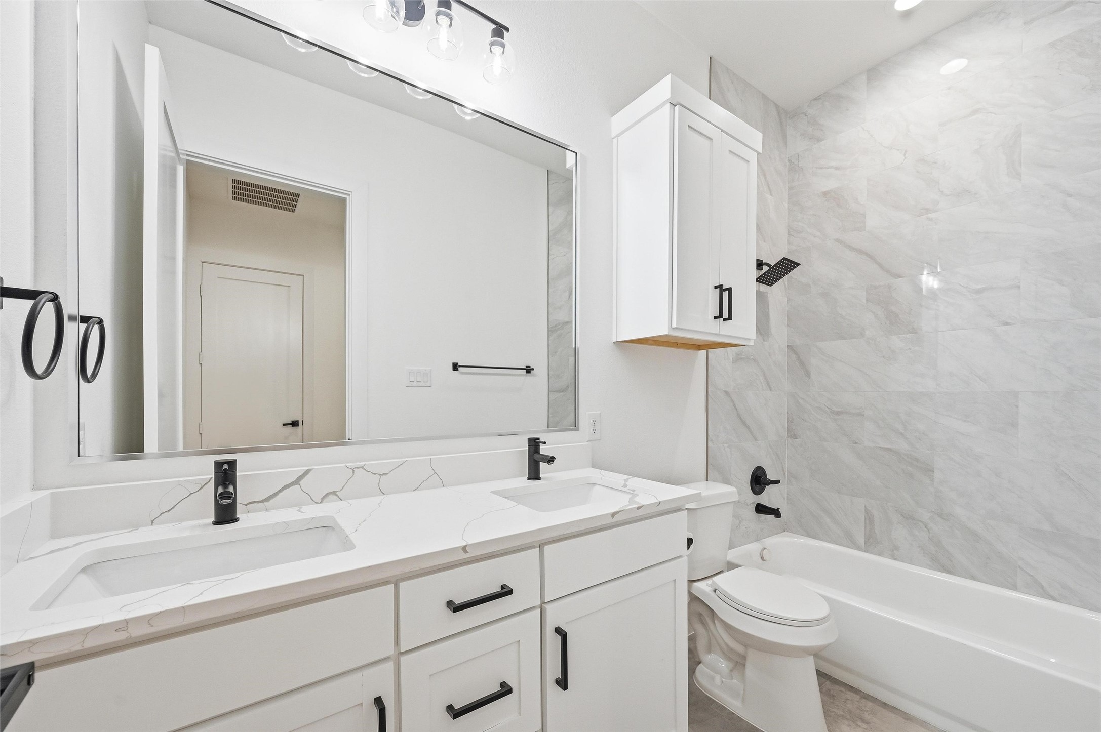 2228 Echo Lake Drive Dallas TX 75253