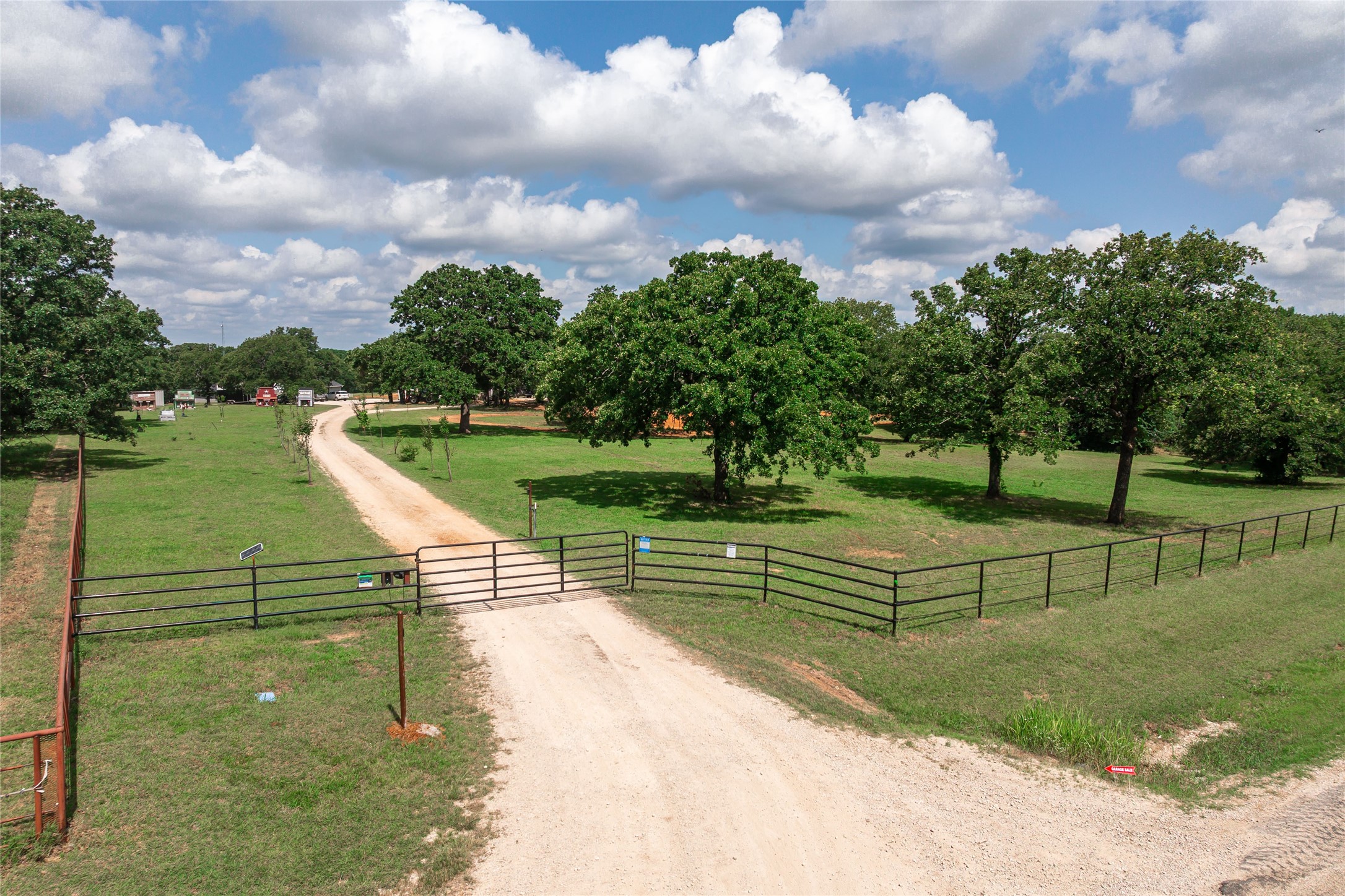 1111 Riley Road Whitesboro TX 76273