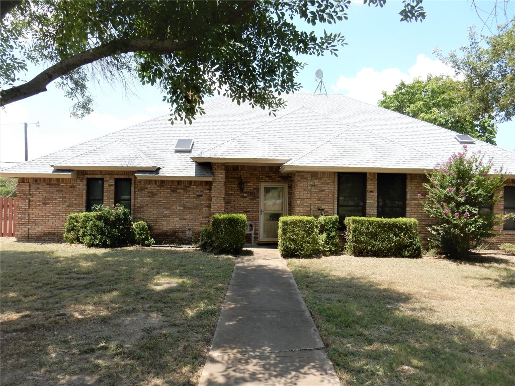 106 Red Oak Street S Hudson Oaks TX 76087