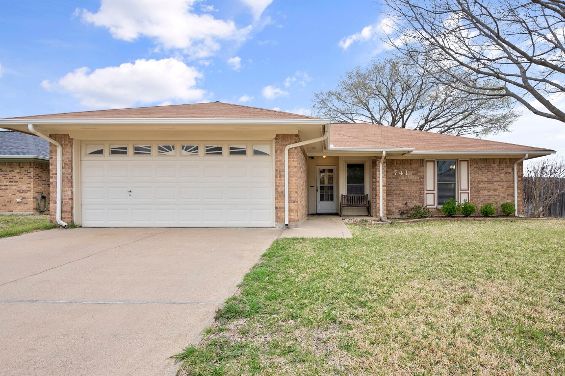 741 Kensington Lane Mansfield TX 76063