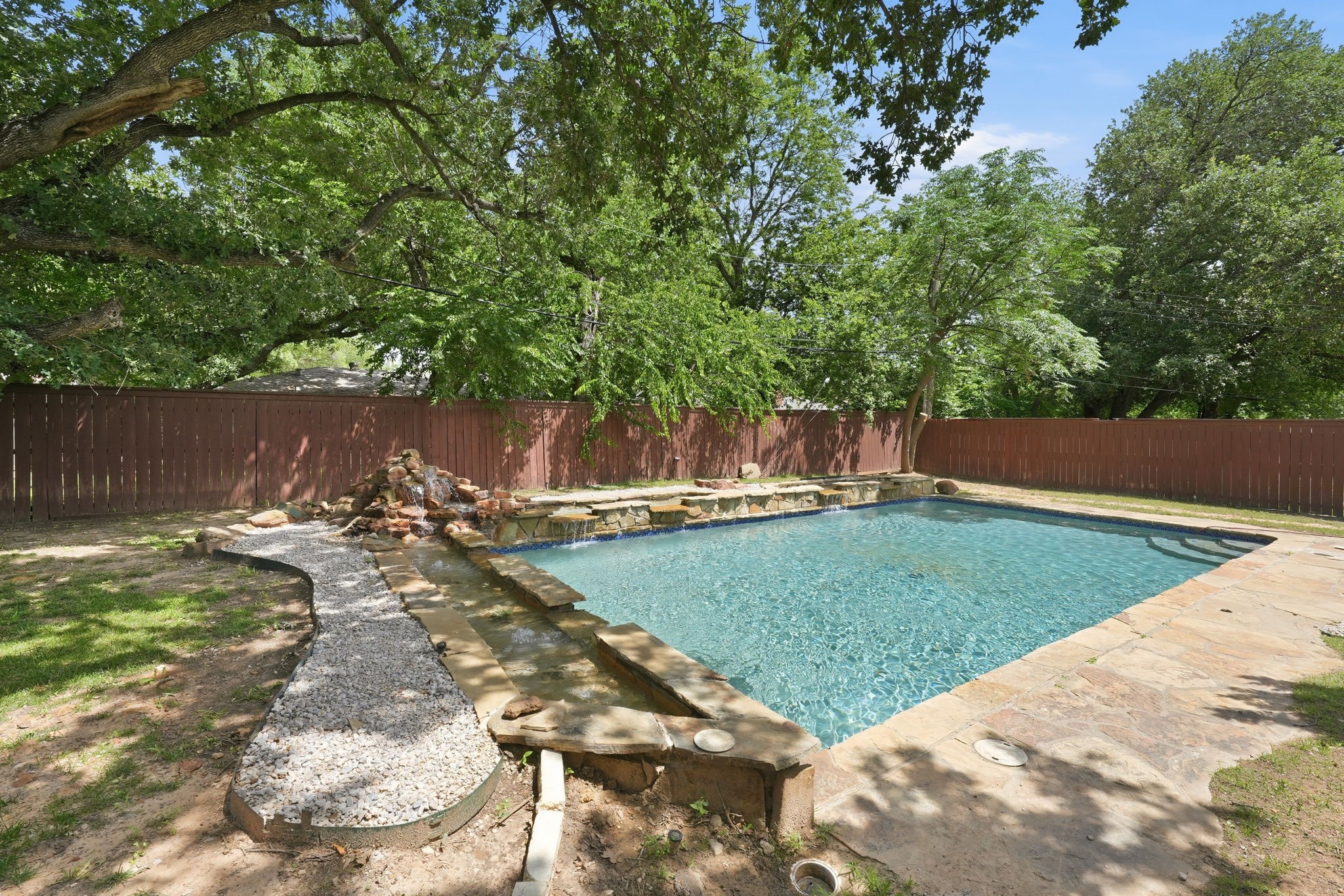 1108 Billie Ruth Lane Hurst TX 76053