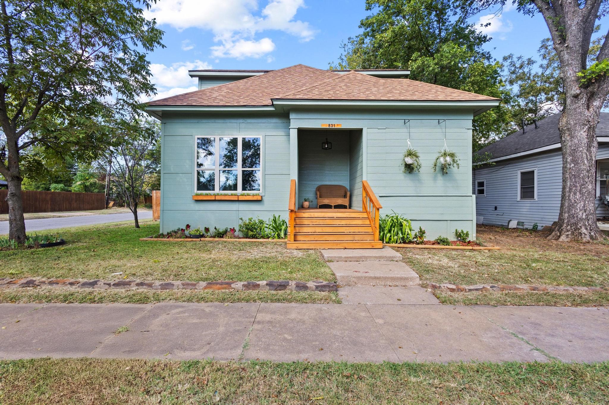 831 W Owing Street Denison TX 75020