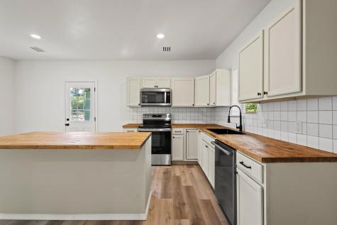 831 W Owing Street Denison TX 75020