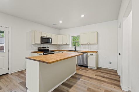 831 W Owing Street Denison TX 75020