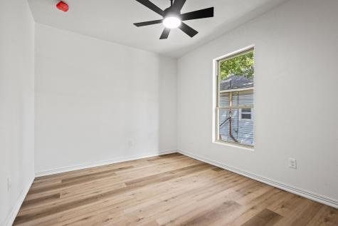 831 W Owing Street Denison TX 75020