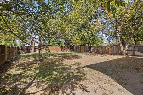831 W Owing Street Denison TX 75020