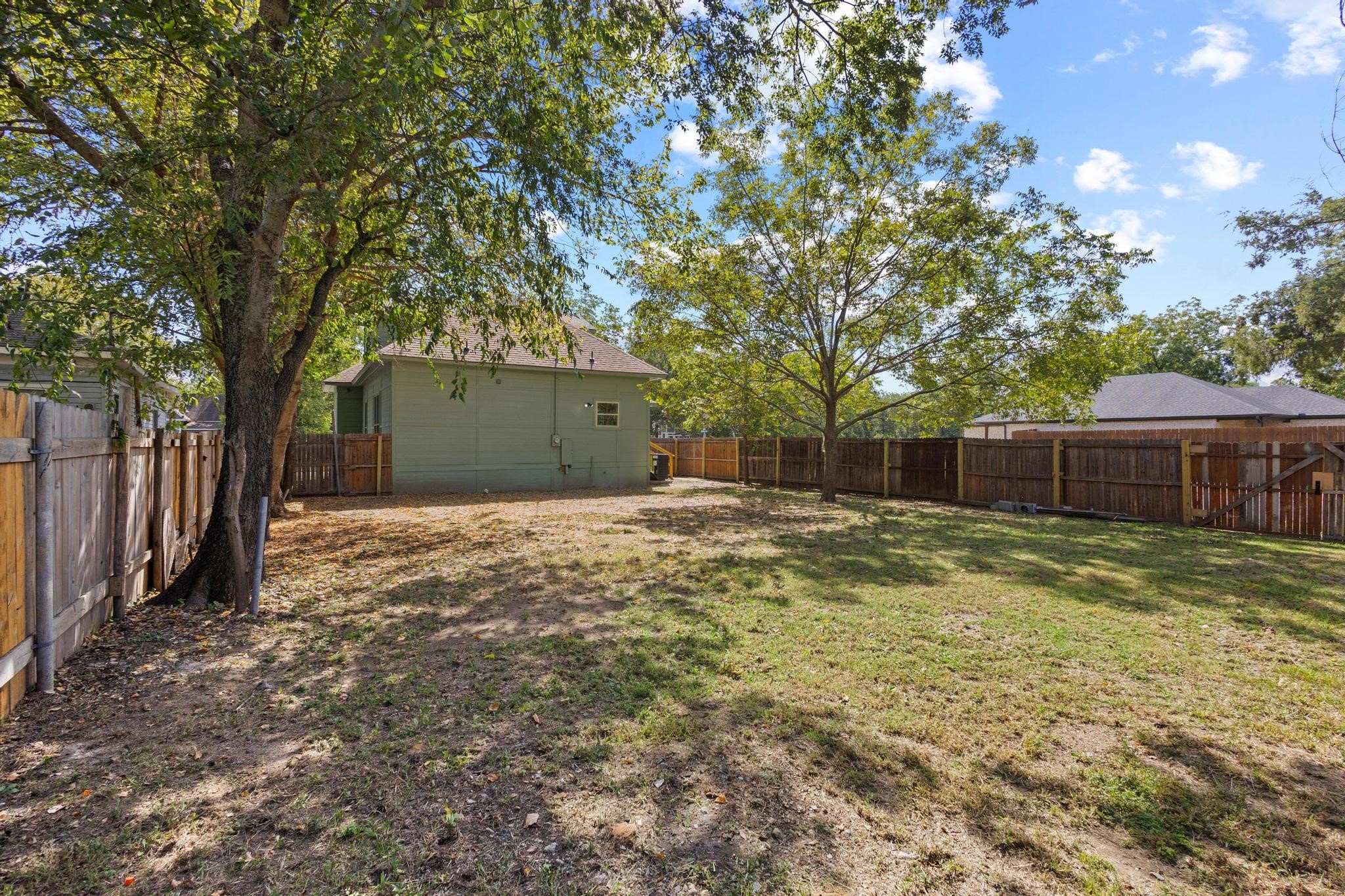831 W Owing Street Denison TX 75020