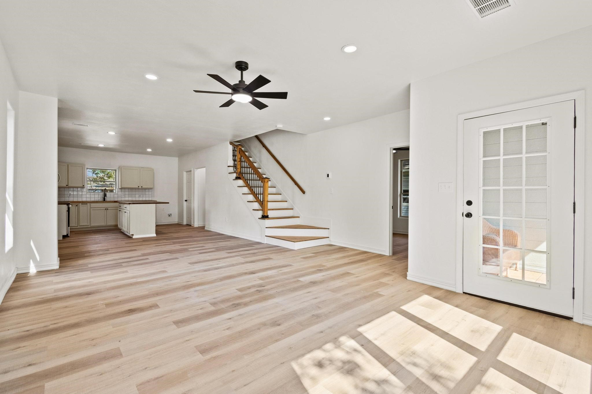 831 W Owing Street Denison TX 75020