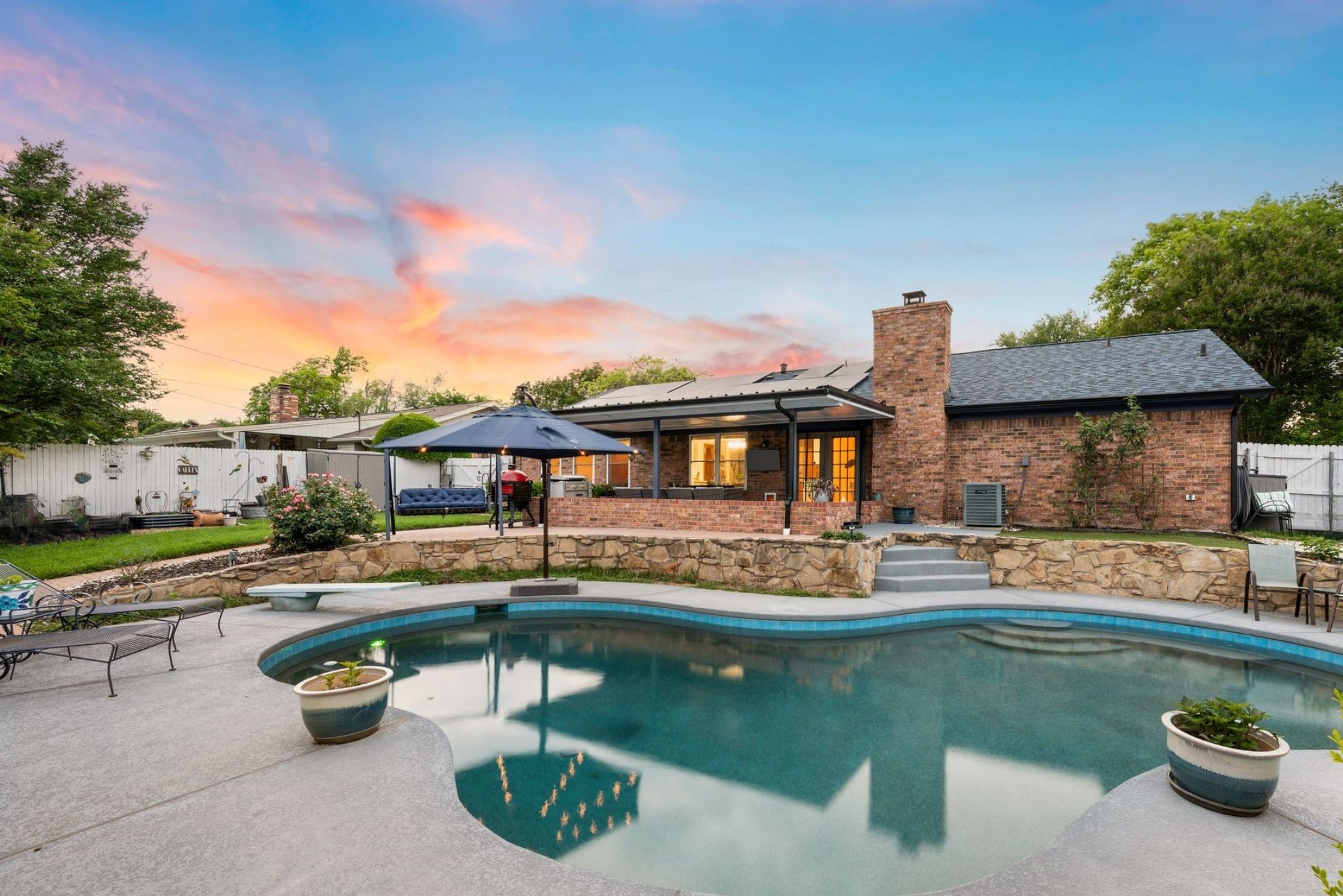 333 Mountainview Drive Hurst TX 76054