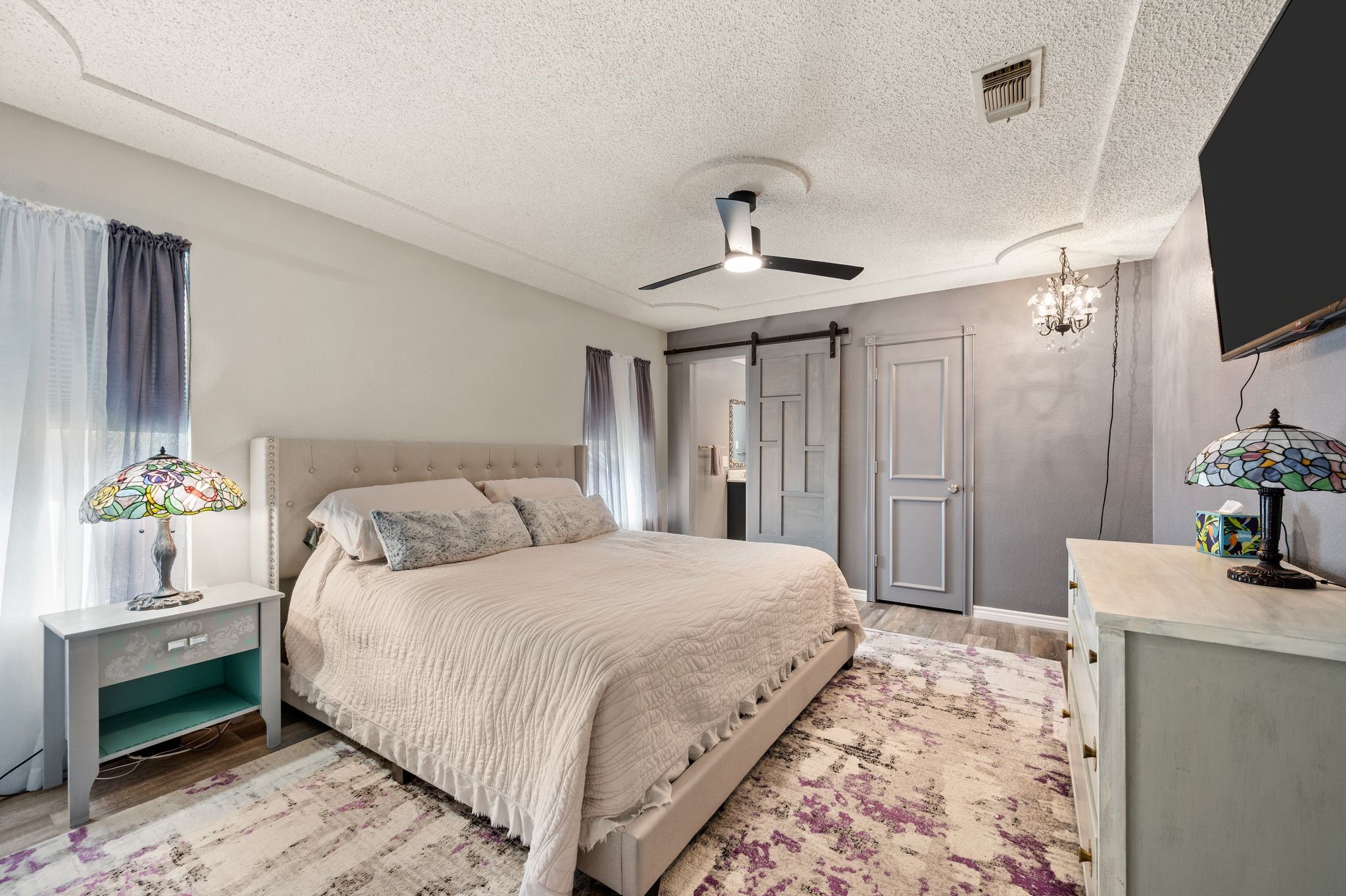 333 Mountainview Drive Hurst TX 76054