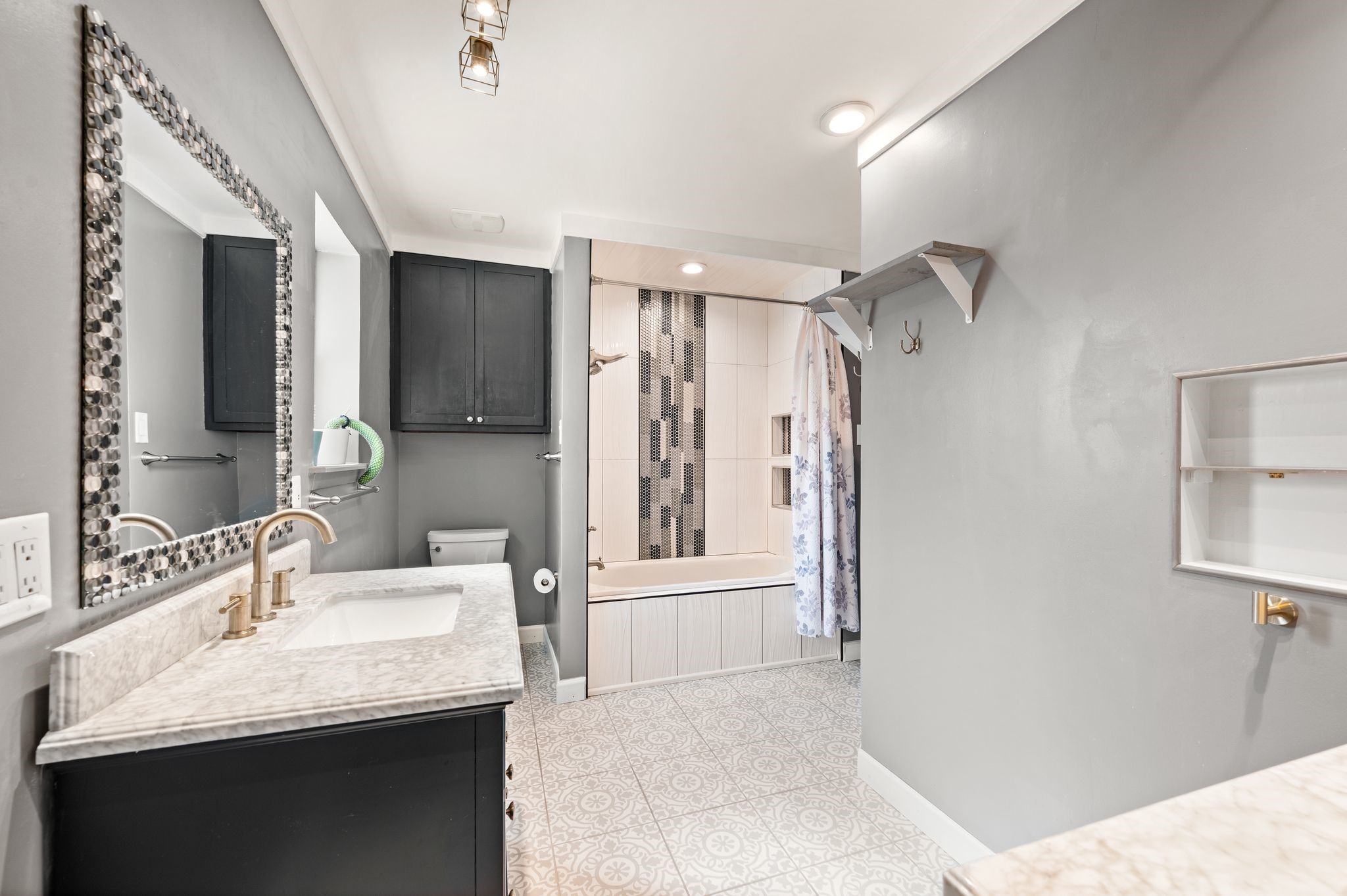 333 Mountainview Drive Hurst TX 76054