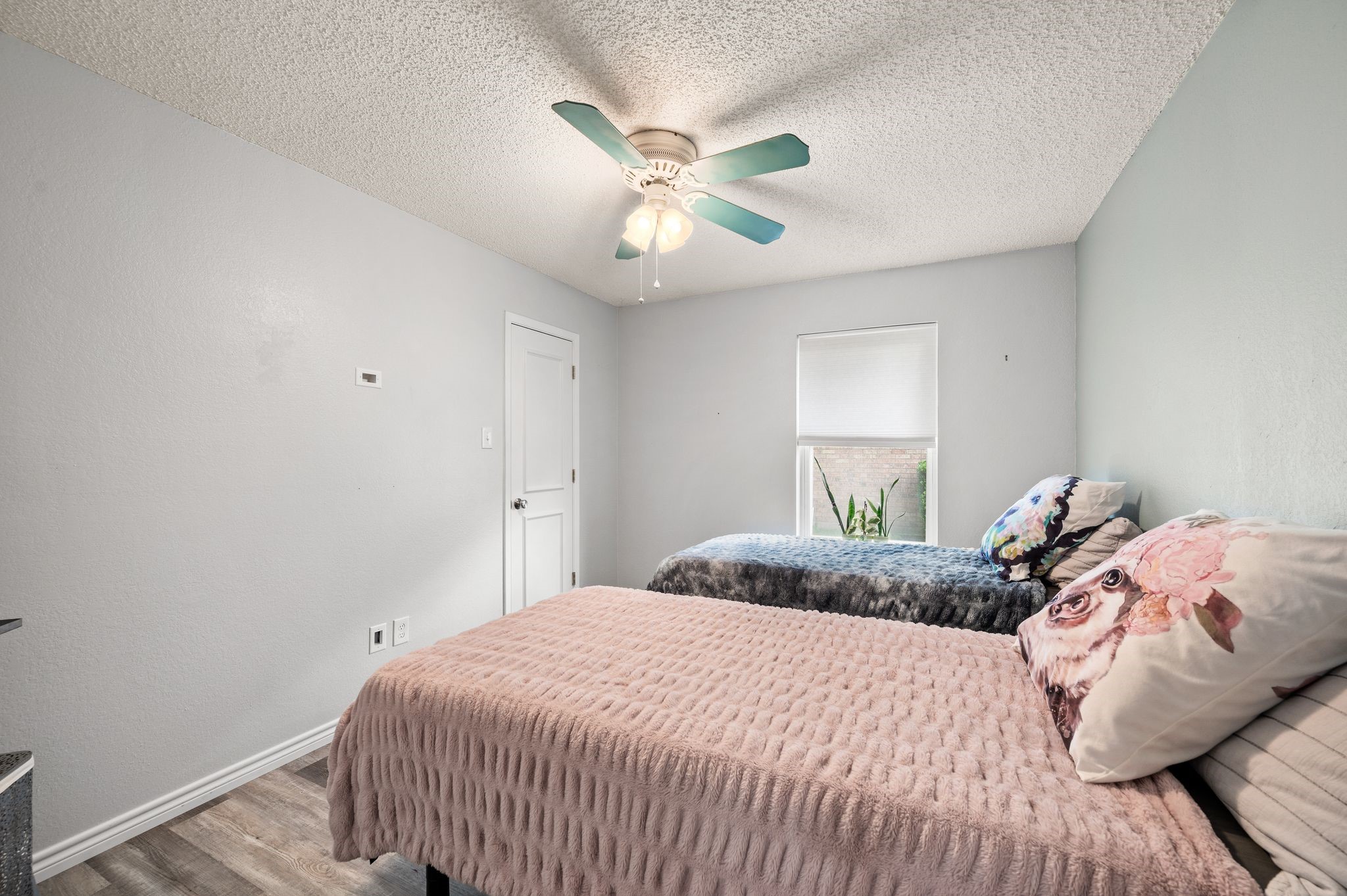 333 Mountainview Drive Hurst TX 76054