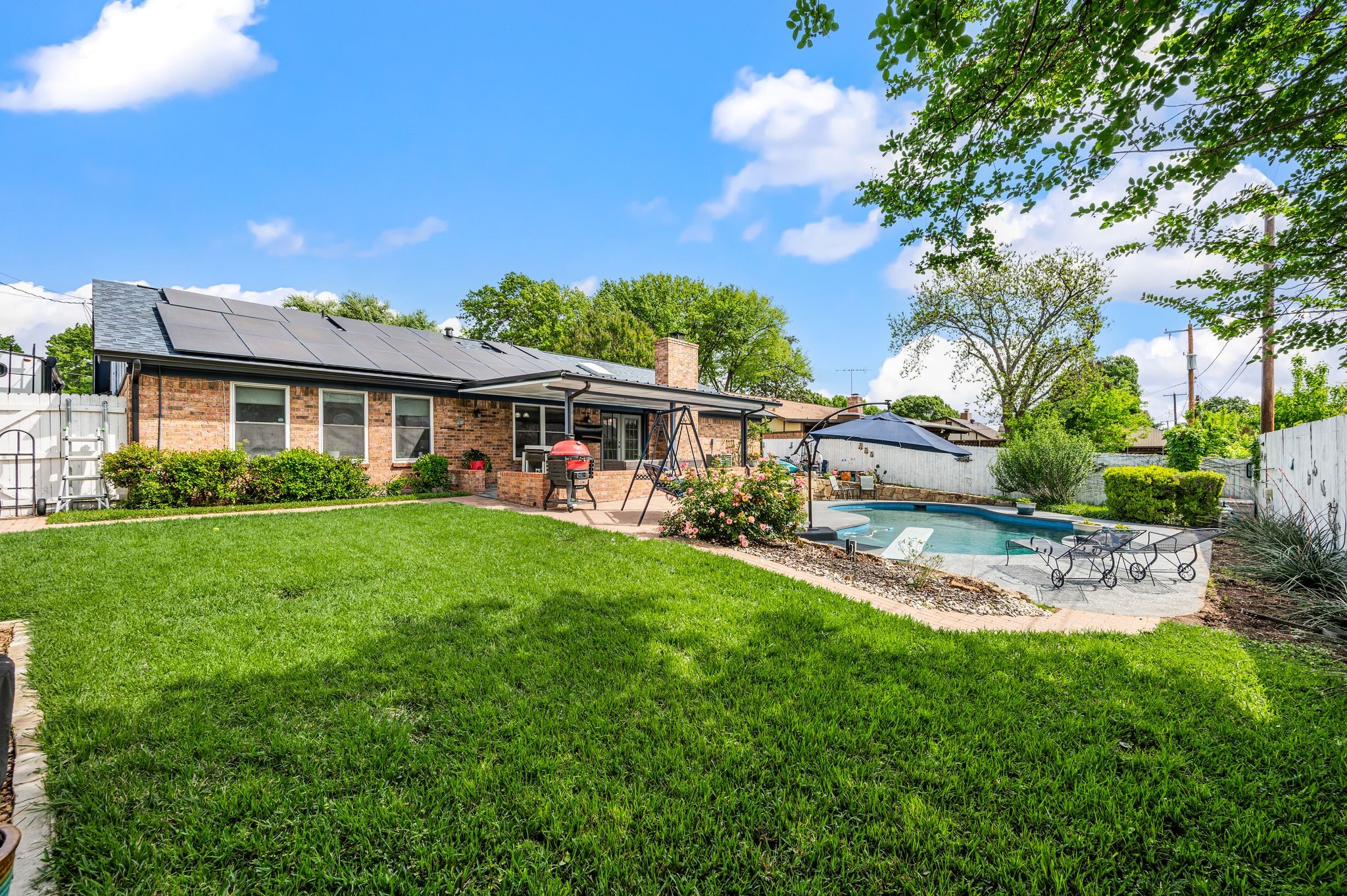 333 Mountainview Drive Hurst TX 76054